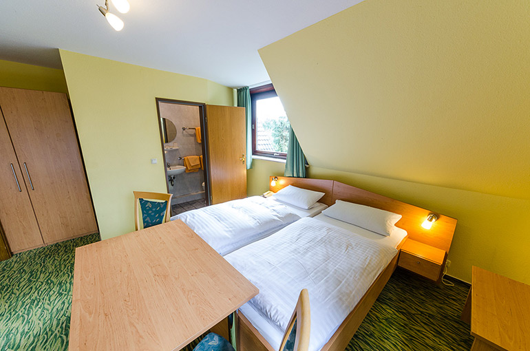 Dreibettzimmer im Gästehaus Fricke in Sievershausen